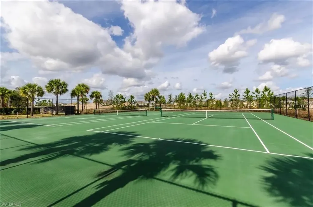 7407 Oakmoss Loop Davenport, FL 33837