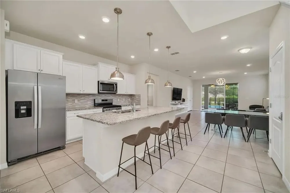 7407 Oakmoss Loop Davenport, FL 33837