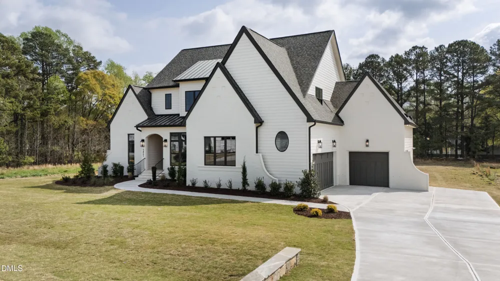 688 Lynch Road Selma, NC 27576