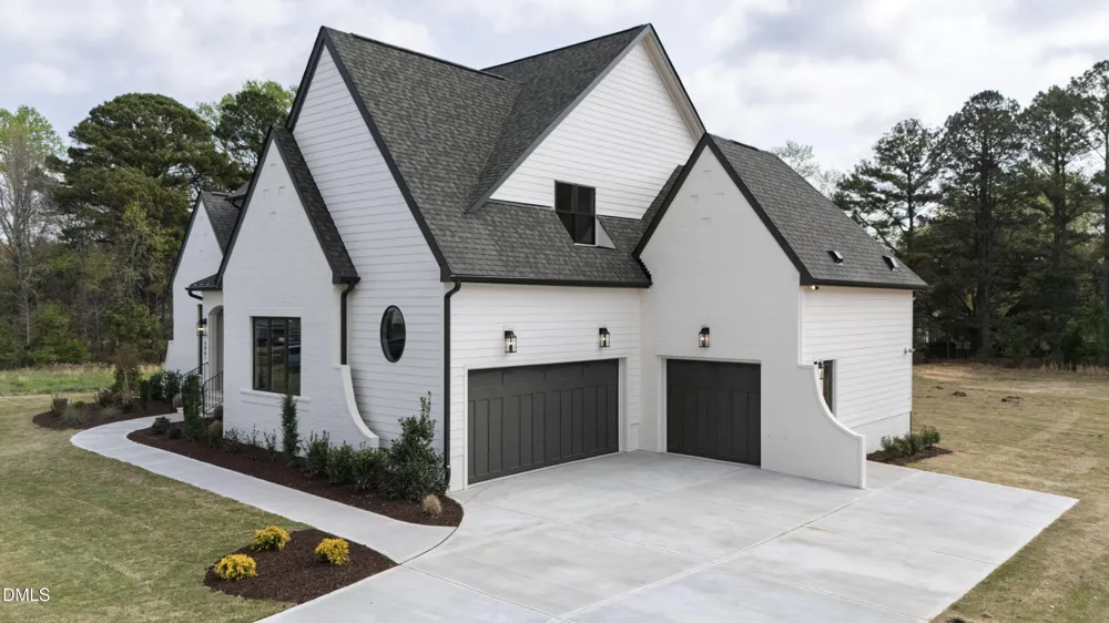 688 Lynch Road Selma, NC 27576