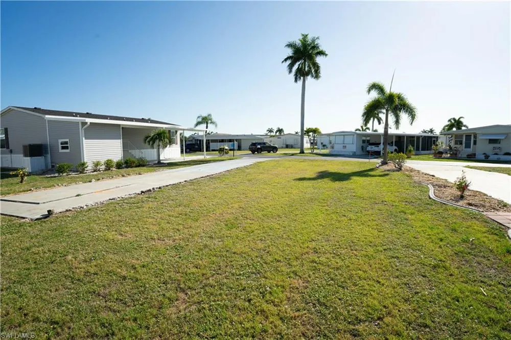 353 Mattie Avenue Fort Myers, FL 33908