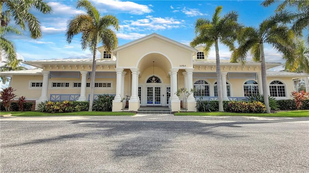 3180 Sea Trawler BEND North Fort Myers, FL 33903