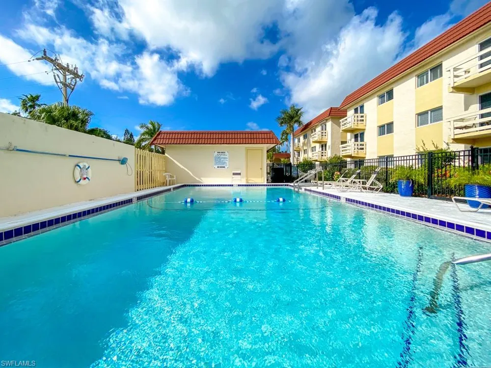 1610 Middle Gulf Drive #E-4 Sanibel, FL 33957