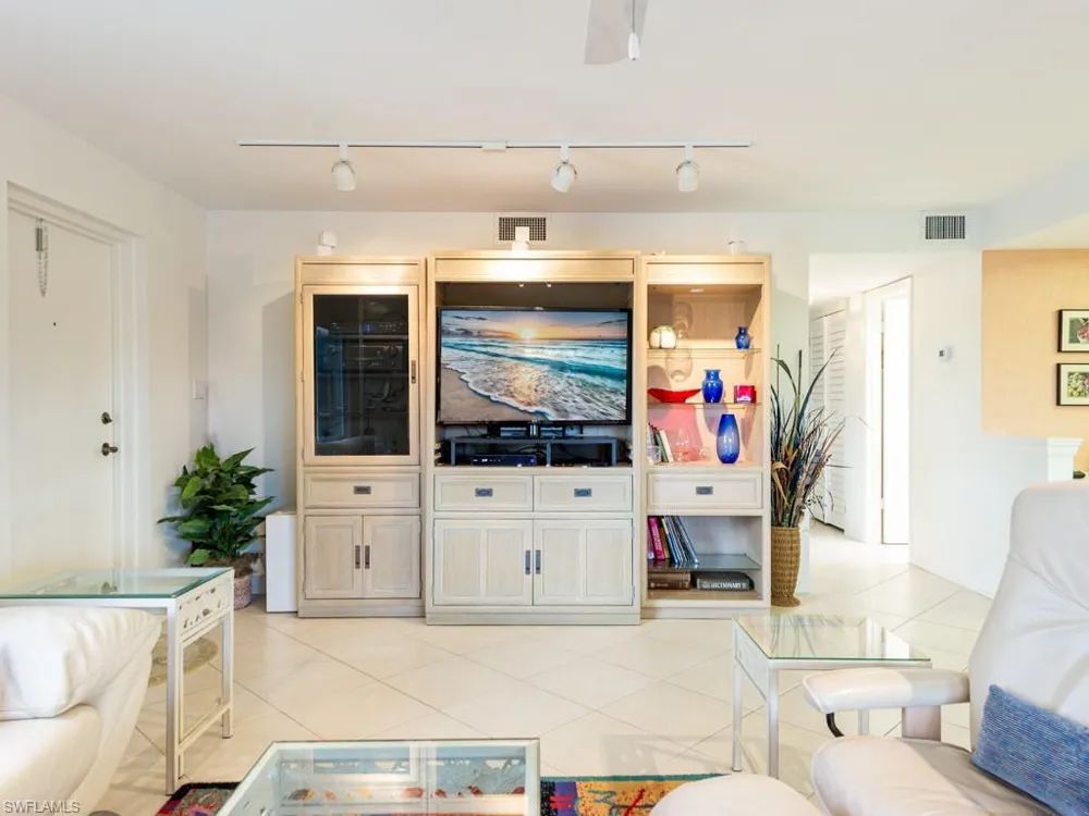 1610 Middle Gulf Drive #E-4 Sanibel, FL 33957