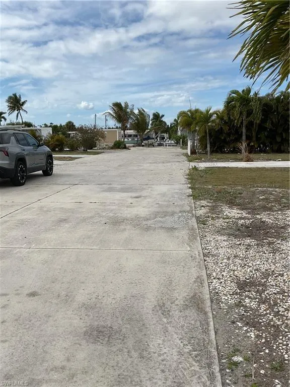 5012 Flamingo Drive St. James City, FL 33956