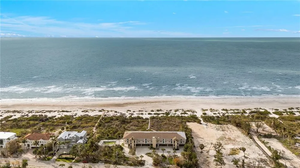 527 E Gulf Drive #204 Sanibel, FL 33957