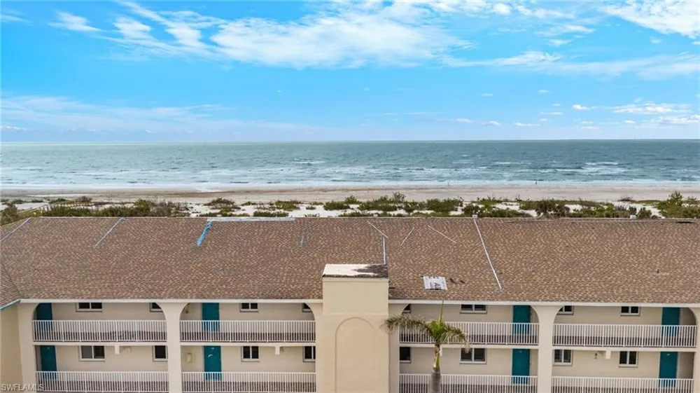 527 E Gulf Drive #204 Sanibel, FL 33957