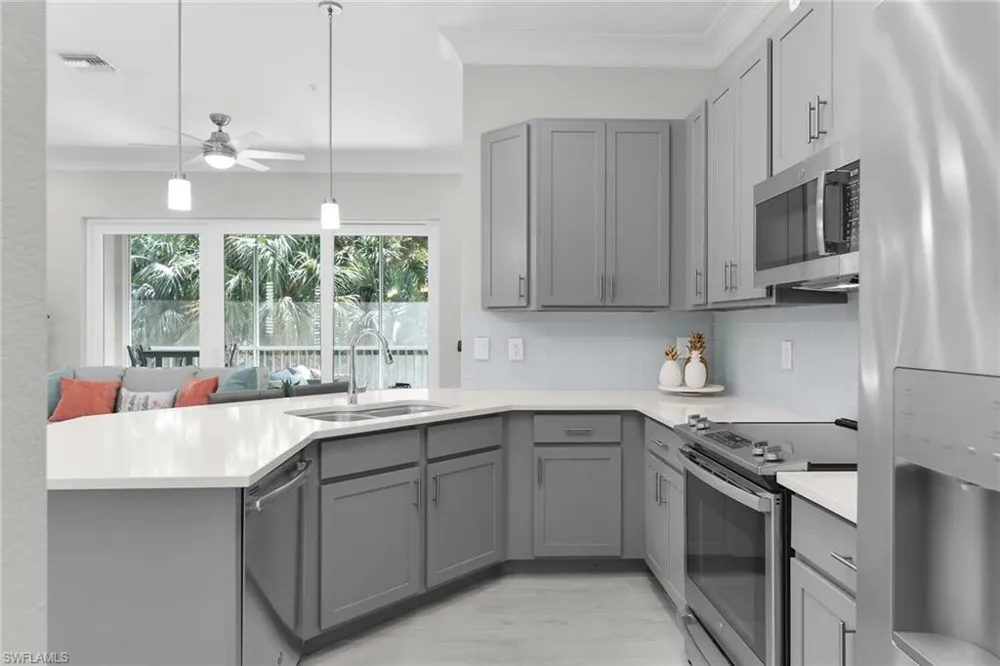 238 Indies Drive E #202 Naples, FL 34114