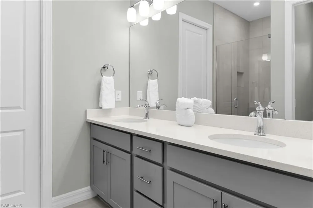 238 Indies Drive E #202 Naples, FL 34114