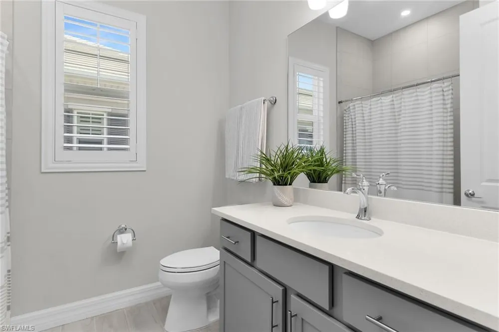 238 Indies Drive E #202 Naples, FL 34114