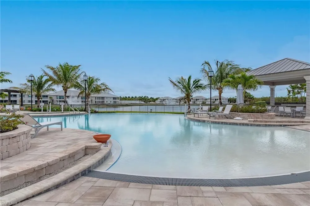 238 Indies Drive E #202 Naples, FL 34114