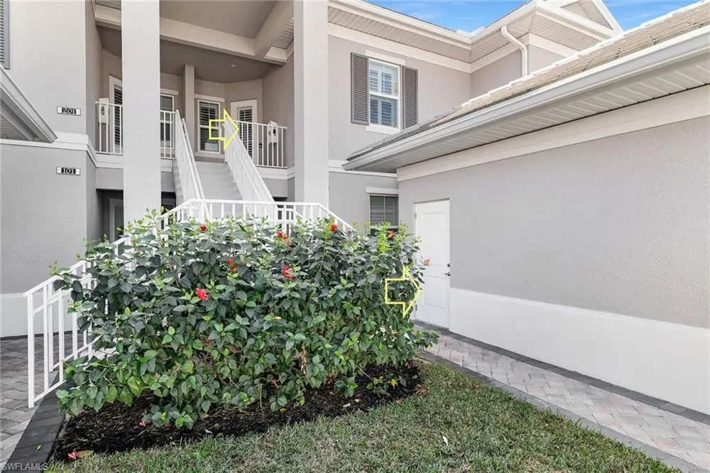 238 Indies Drive E #202 Naples, FL 34114