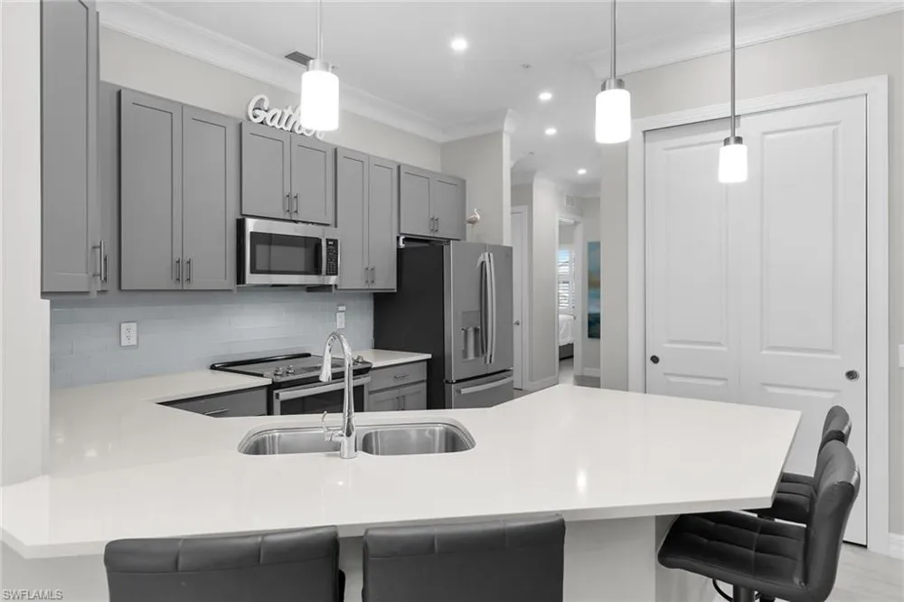 238 Indies Drive E #202 Naples, FL 34114