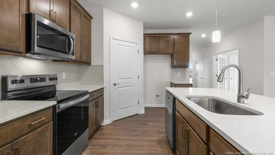 820 Fernwind Circle Aberdeen, NC 28315
