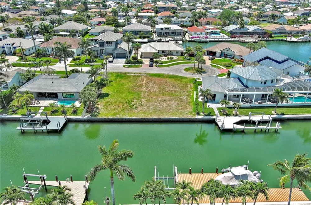 225 Geranium Court Marco Island, FL 34145