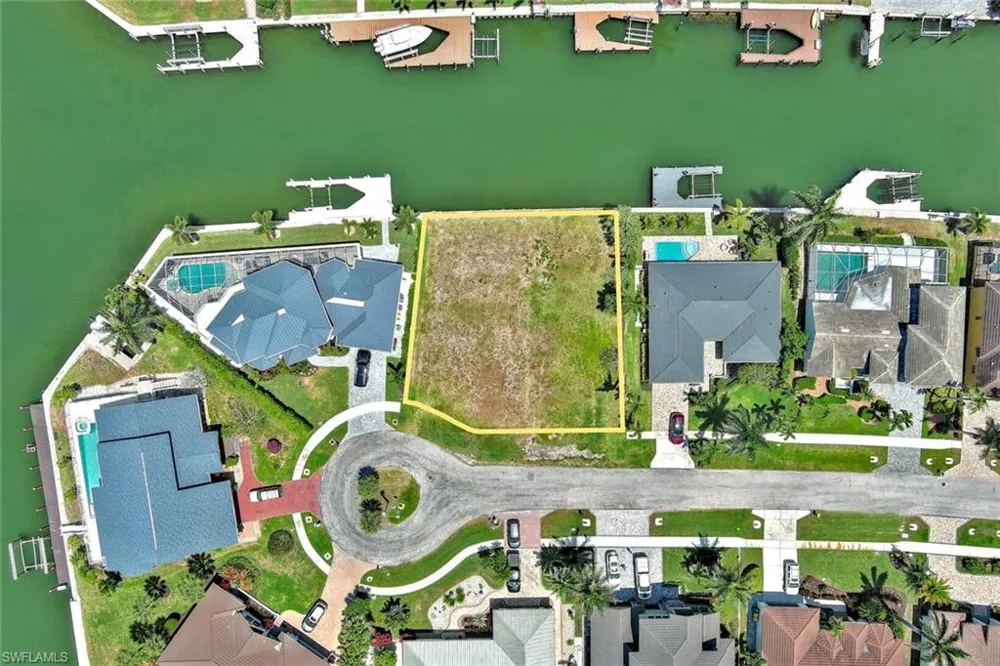 225 Geranium Court Marco Island, FL 34145
