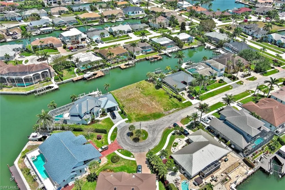 225 Geranium Court Marco Island, FL 34145
