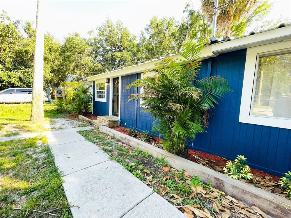 6901 Michigan Avenue Gibsonton, FL 33534