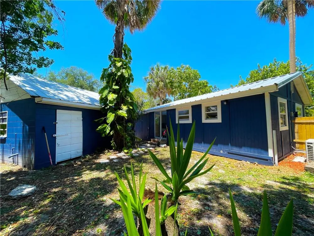 6901 Michigan Avenue Gibsonton, FL 33534
