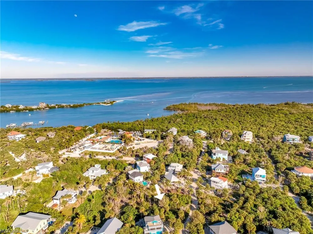 4490 Schooner Drive Upper Captiva, FL 33924