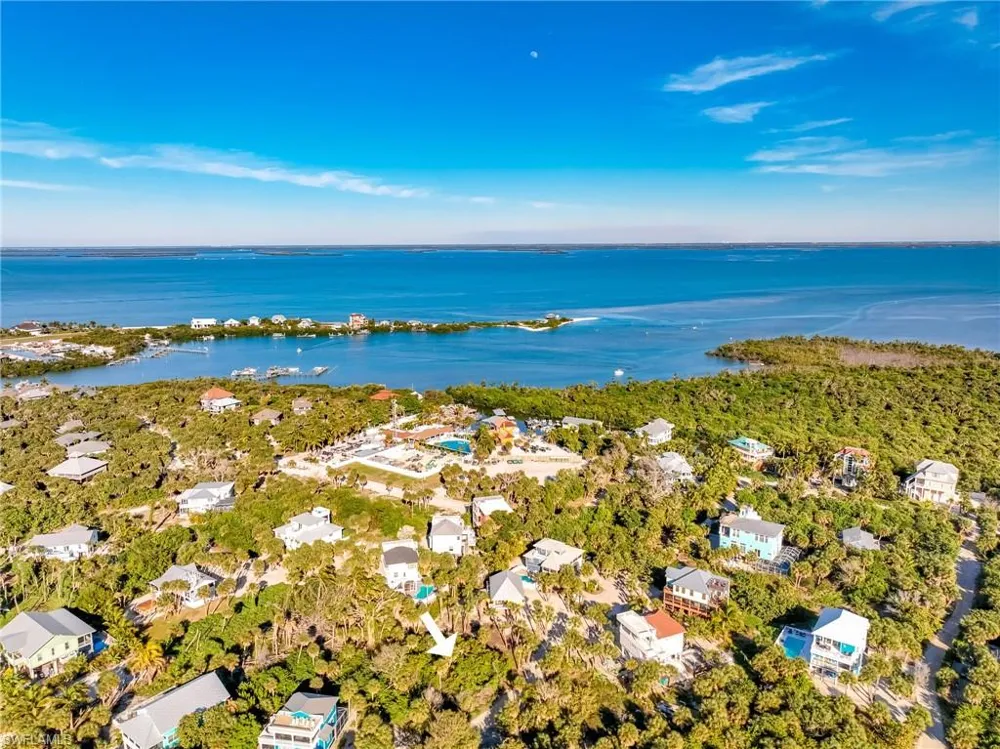 4490 Schooner Drive Upper Captiva, FL 33924