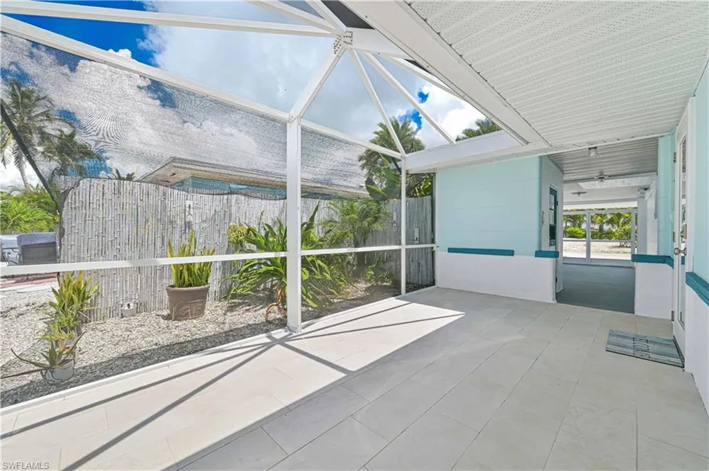 2500 Harbor View Drive Matlacha, FL 33993