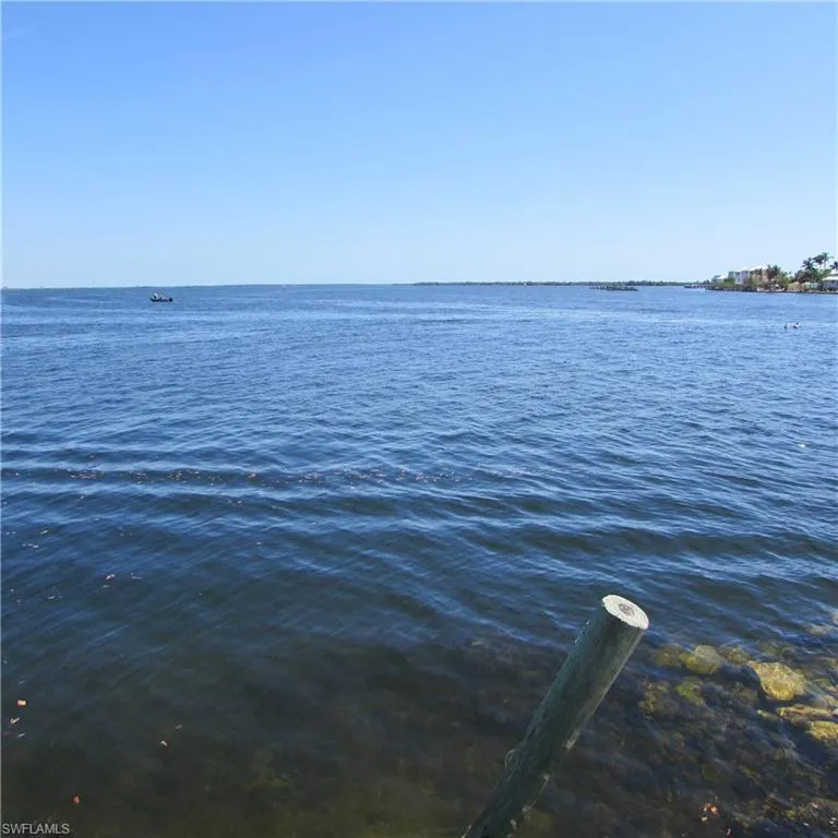 4331 Pine Island Road NW Matlacha, FL 33993