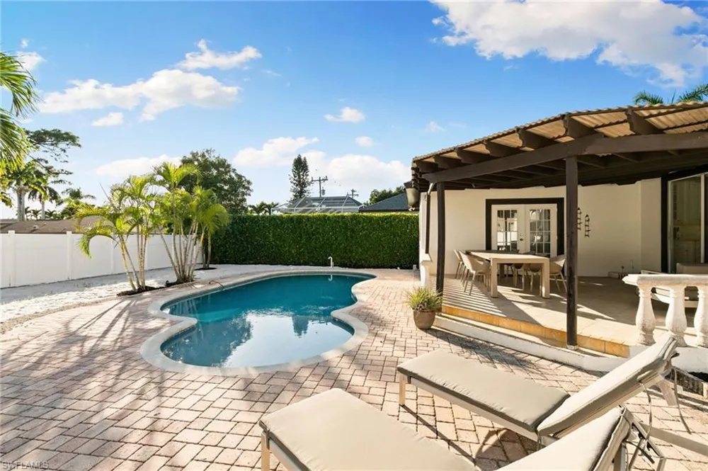 317 3rd Avenue Marco Island, FL 34145