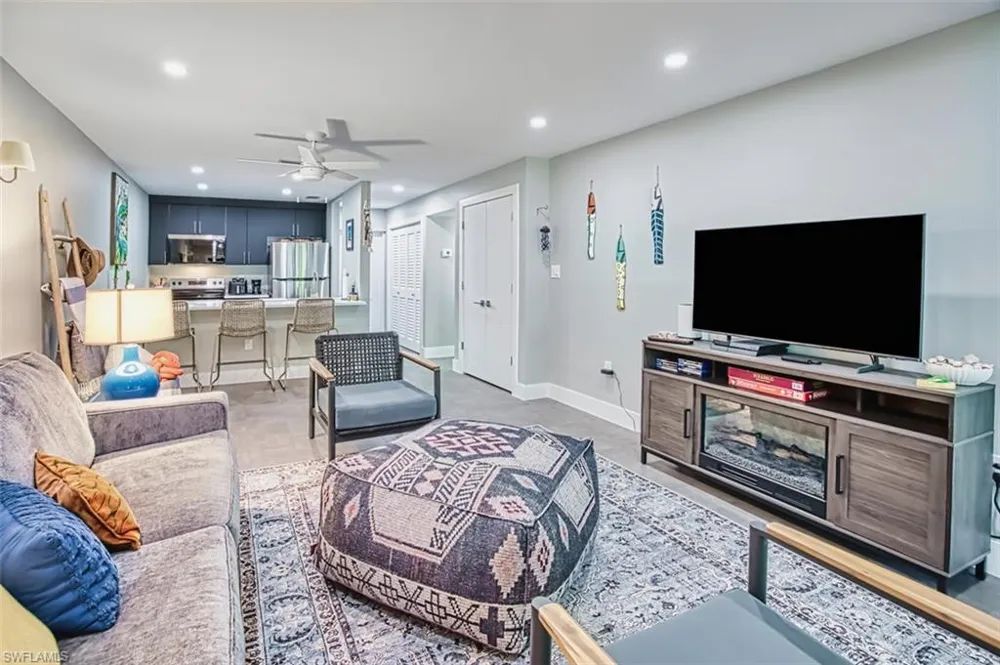 1610 Middle Gulf Drive #A3 Sanibel, FL 33957