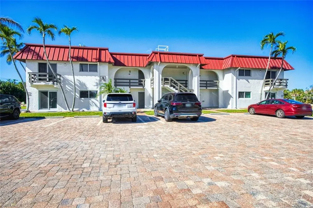 1610 Middle Gulf Drive #A3 Sanibel, FL 33957