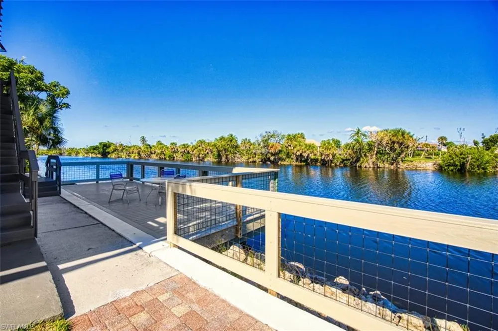 1610 Middle Gulf Drive #A3 Sanibel, FL 33957