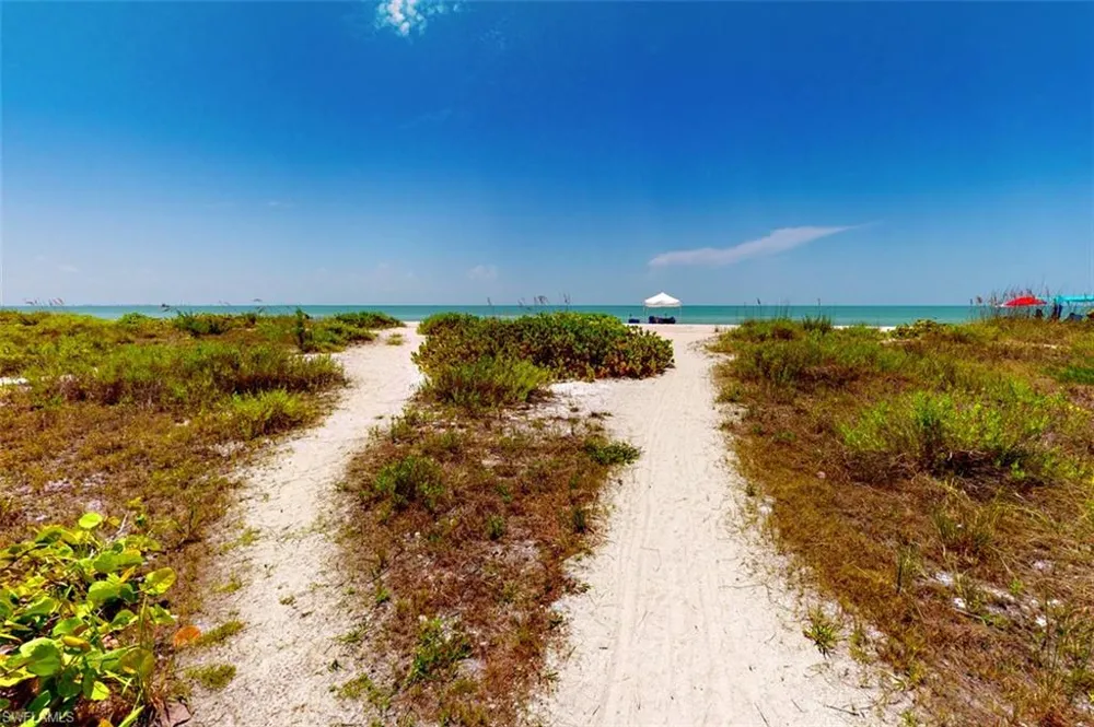 1610 Middle Gulf Drive #A3 Sanibel, FL 33957