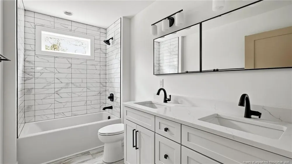139 Lancashire Lane Seven Lakes, NC 27376