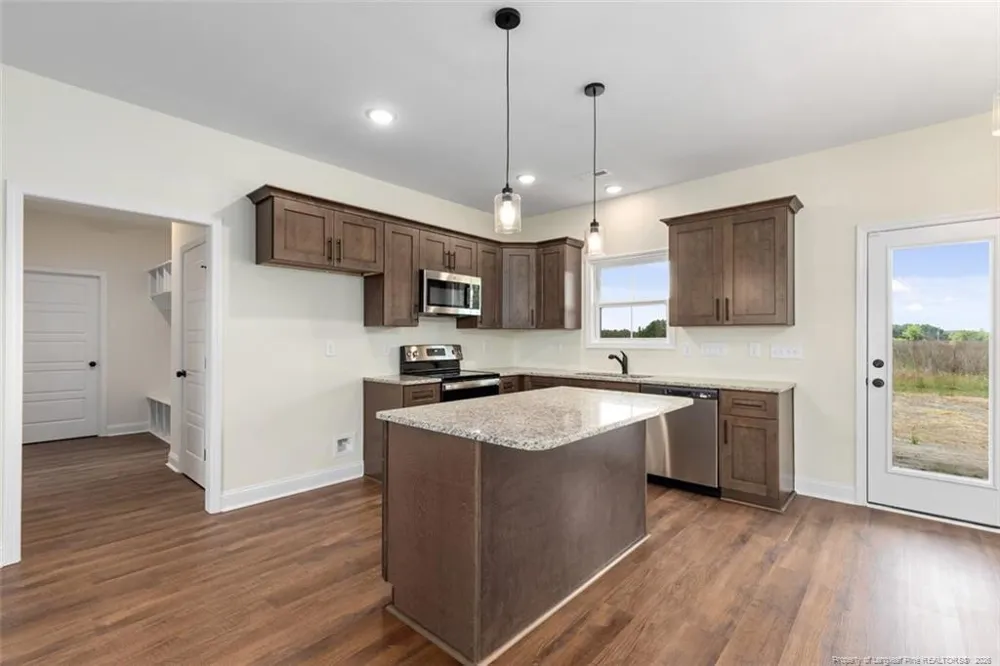310 Libby Lane Pinebluff, NC 28373