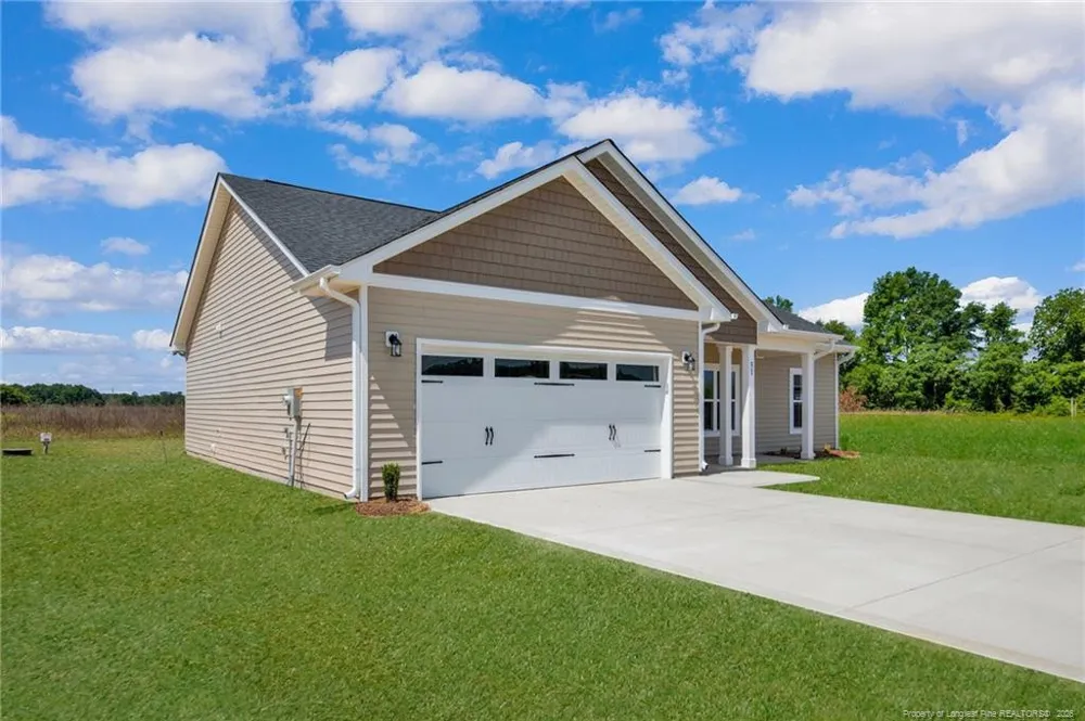 310 Libby Lane Pinebluff, NC 28373