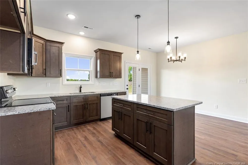 310 Libby Lane Pinebluff, NC 28373