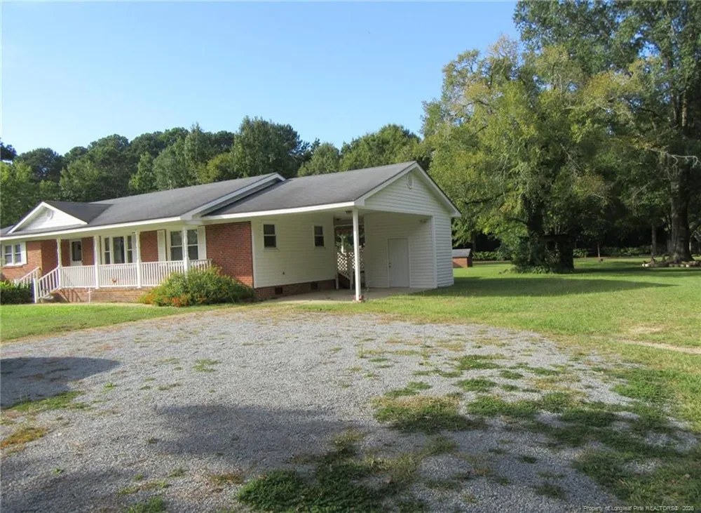 3755 Linden Road Linden, NC 28356