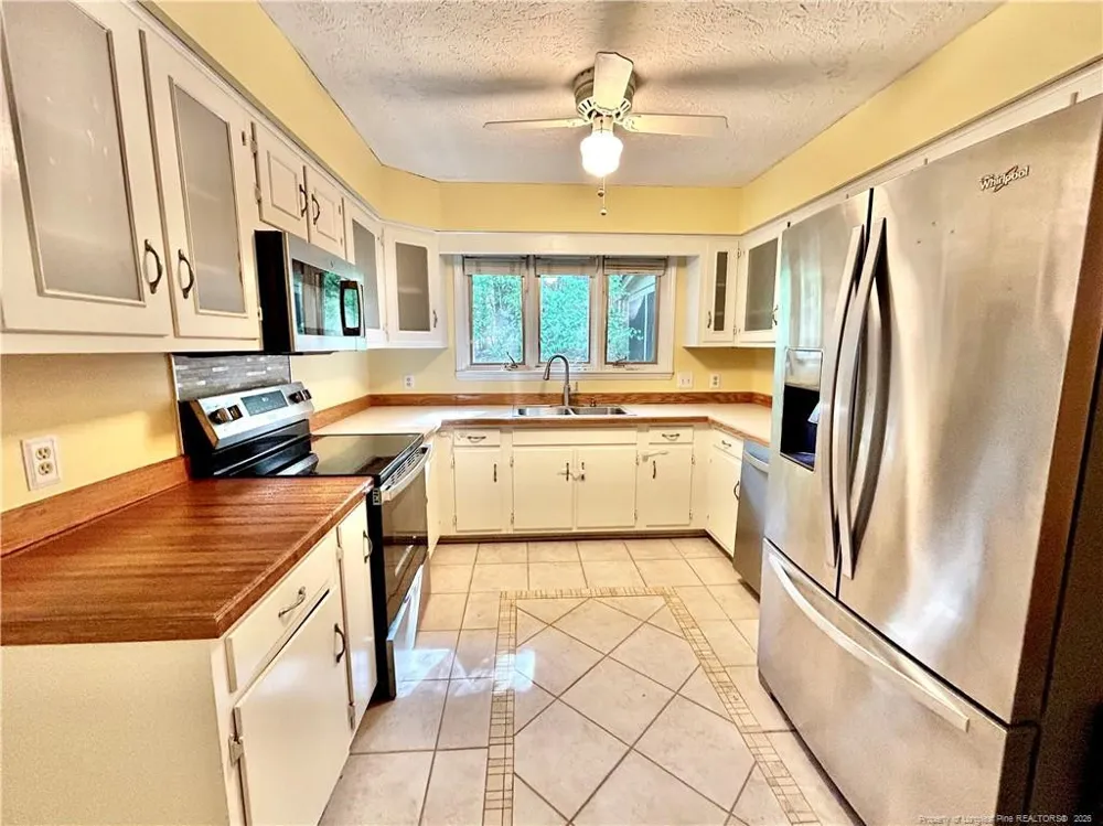 1963 Wedgewood Drive Sanford, NC 27332