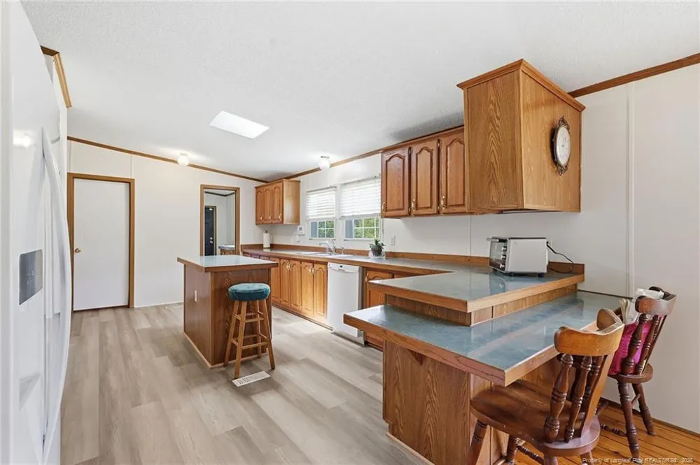 10400 Ruth Vinson Road Autryville, NC 28318