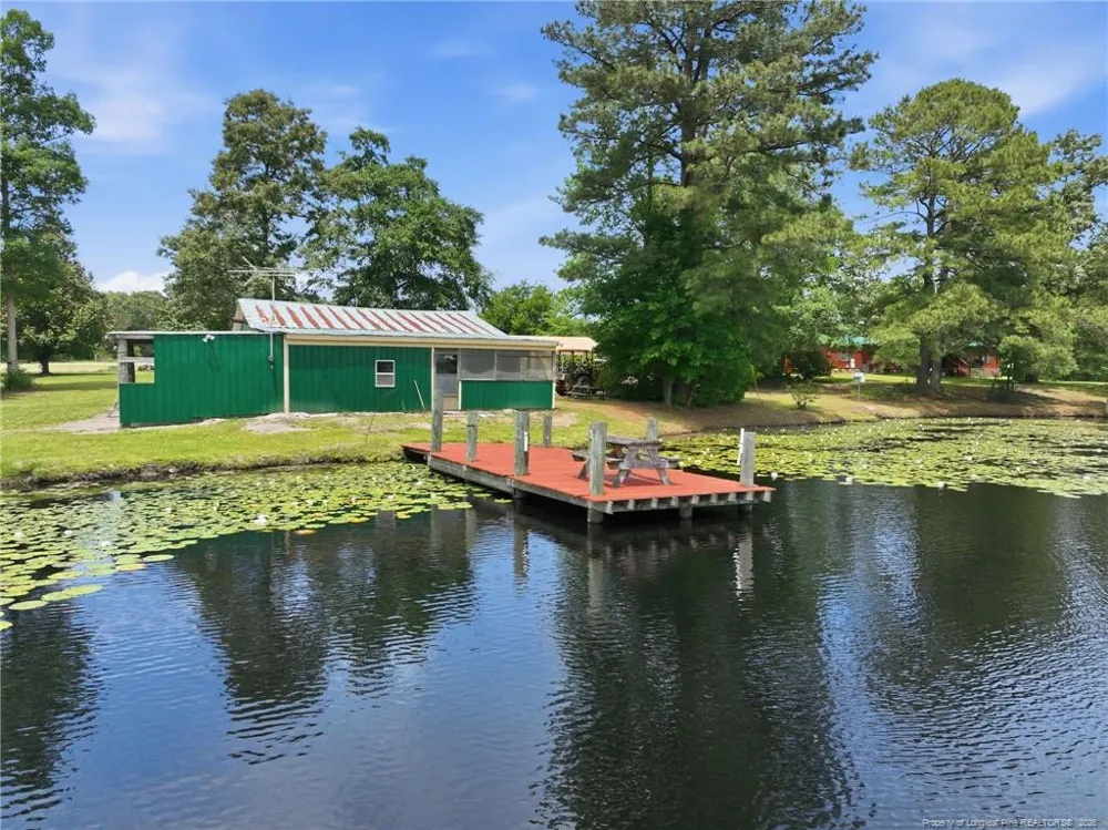 10400 Ruth Vinson Road Autryville, NC 28318