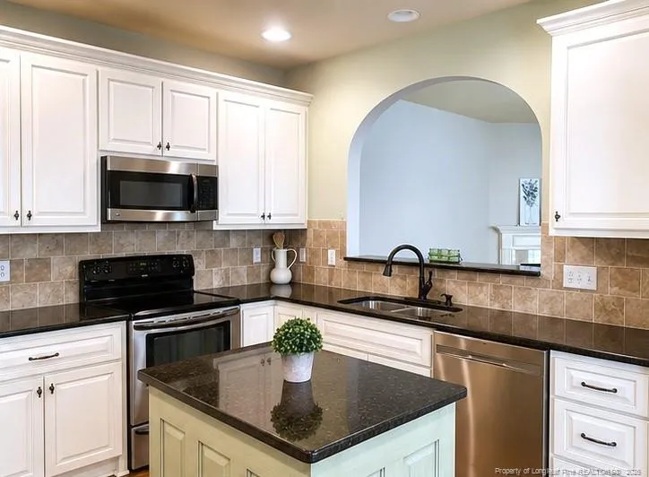 175 Pine Hawk Drive Spring Lake, NC 28390