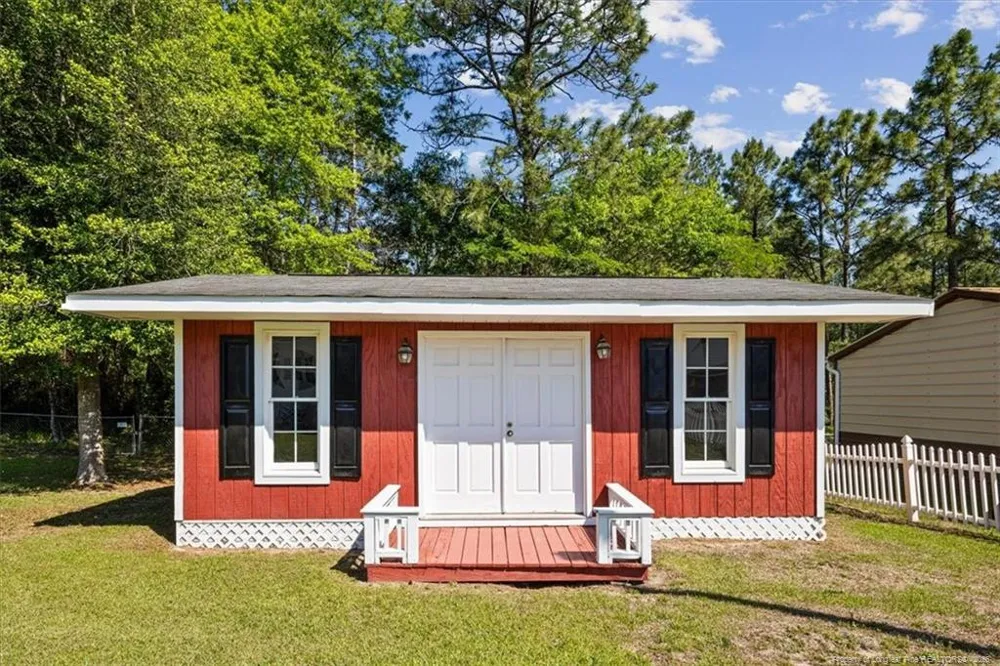 321 Stone Cross Drive Spring Lake, NC 28390
