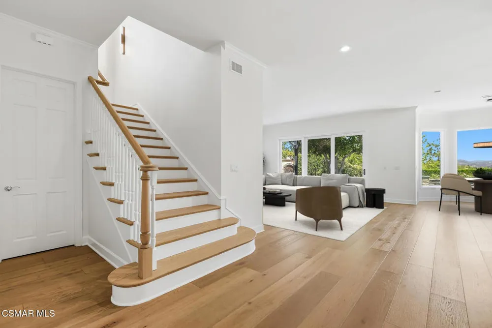 841 Stafford Road Thousand Oaks, CA 91361