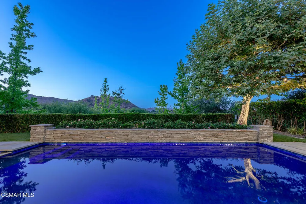 841 Stafford Road Thousand Oaks, CA 91361