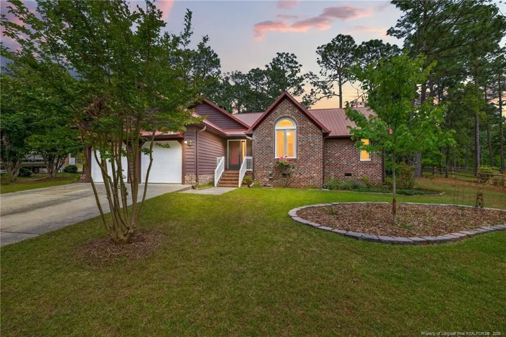 30 Racquet Court
