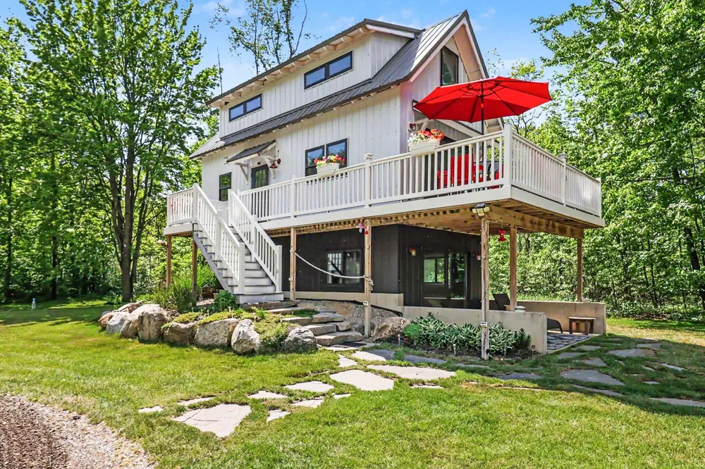 6830 120th Avenue Hart, MI 49420