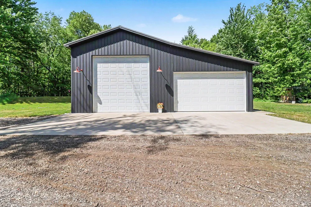 6830 120th Avenue Hart, MI 49420