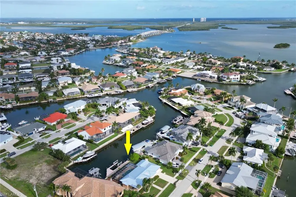 562 Goldcoast Court Marco Island, FL 34145