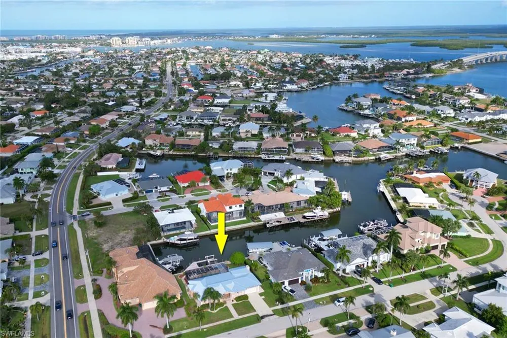 562 Goldcoast Court Marco Island, FL 34145
