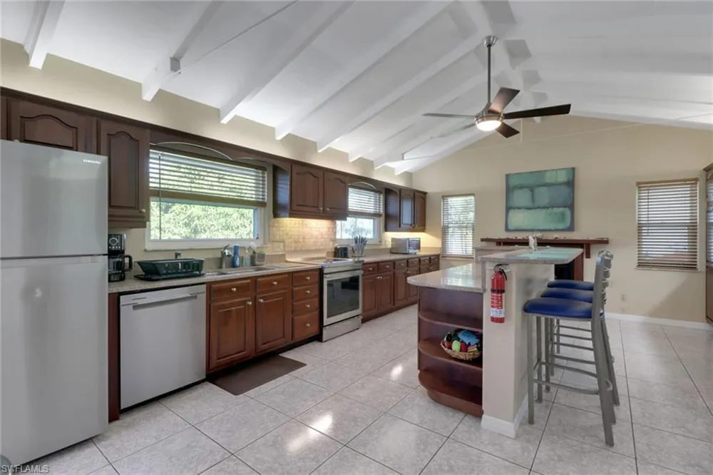 562 Goldcoast Court Marco Island, FL 34145